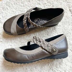 Aetrex EF456 Ada Iron Mary Jane Comfort Flats Brown Shoes Women Sz 39